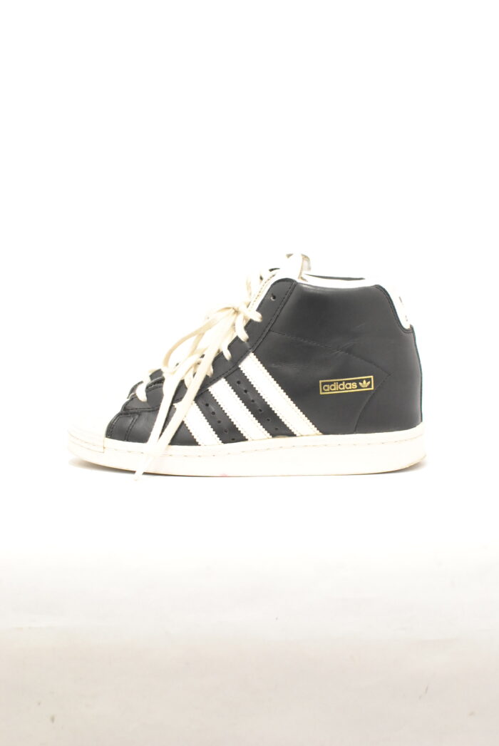 Adidas adidasi de piele pentru femei marimea 38 - imagine 1