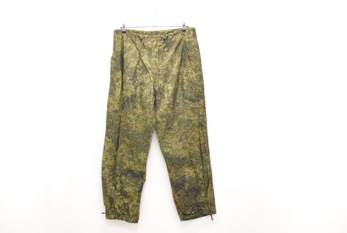 Pantalon impermeabil suprapants imprimeu comando pentru pescari/vanatori marimea L - imagine 3