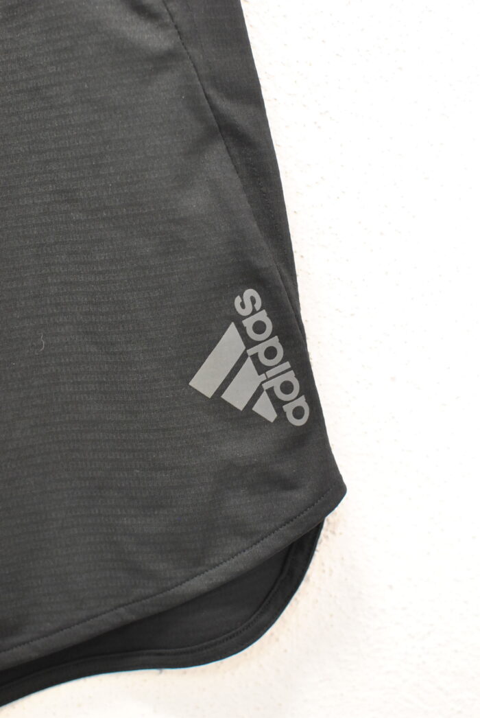 Adidas pantalon scurt marimea XL - imagine 2