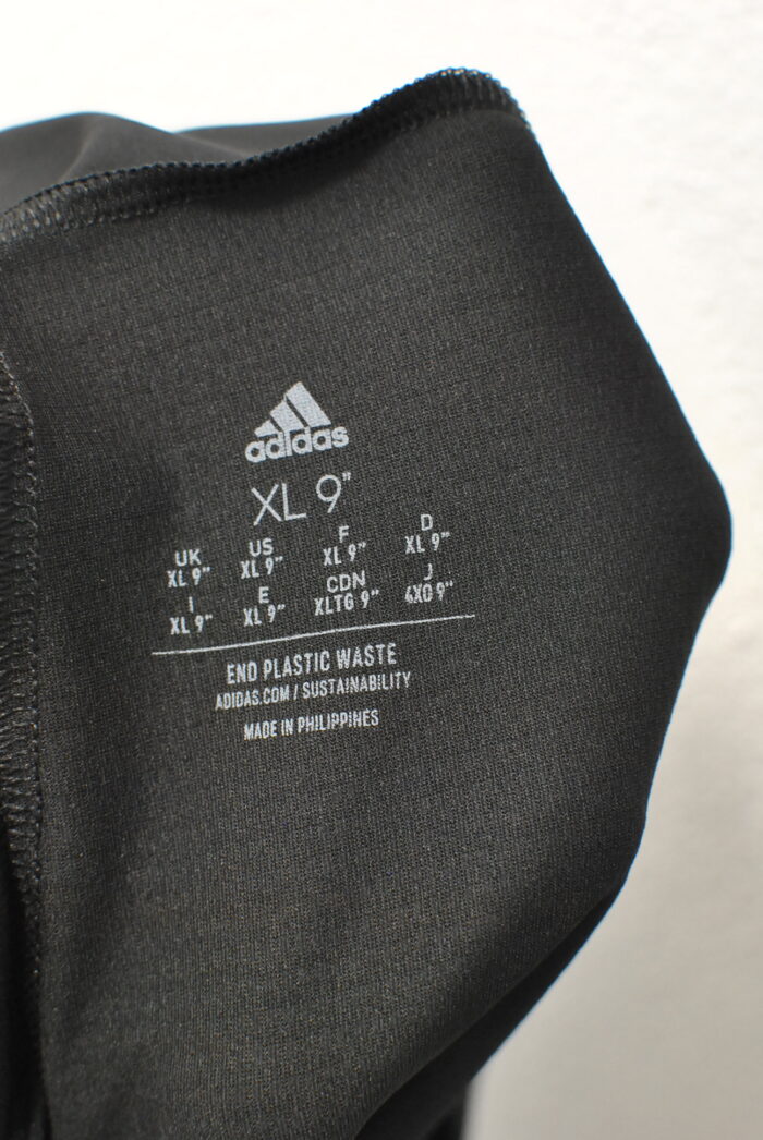 Adidas pantalon scurt marimea XL - imagine 7