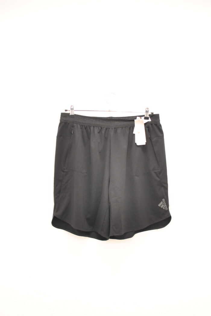 Adidas pantalon scurt marimea XL - imagine 1