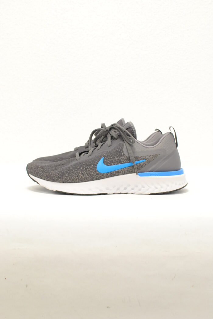 Nike React adidasi sport pe diverse marimi - imagine 4