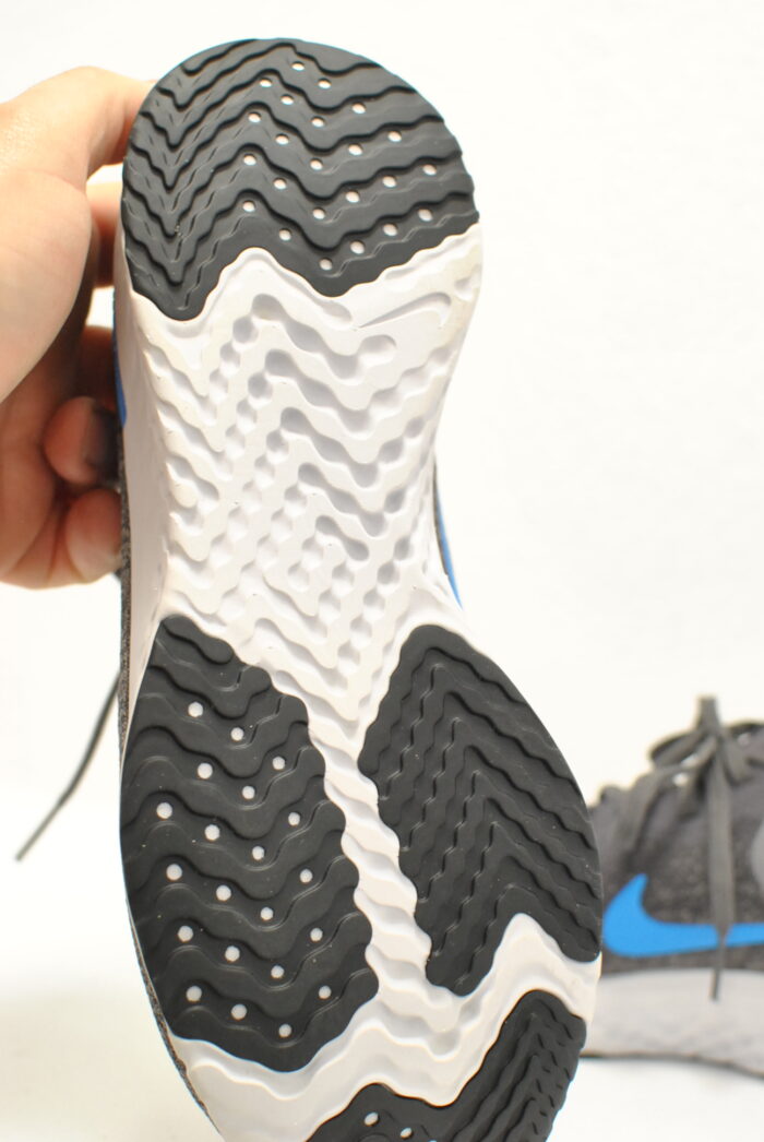 Nike React adidasi sport pe diverse marimi - imagine 5