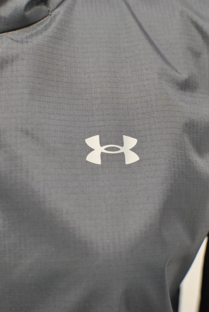 Under Armour geaca impermeabila de femei marimea S - imagine 2