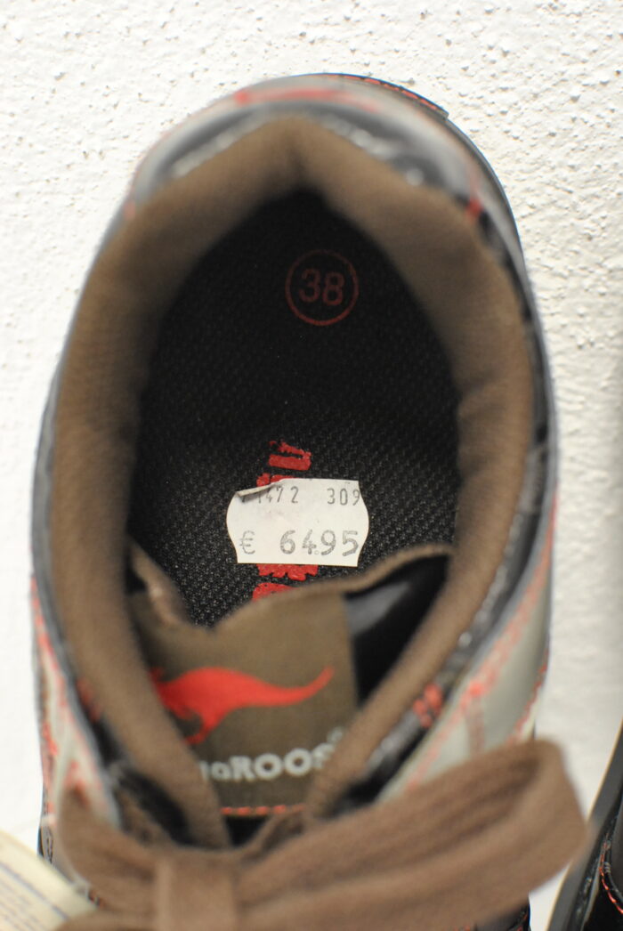 Kangaroos adidasi de baieti marimea 38 - imagine 8