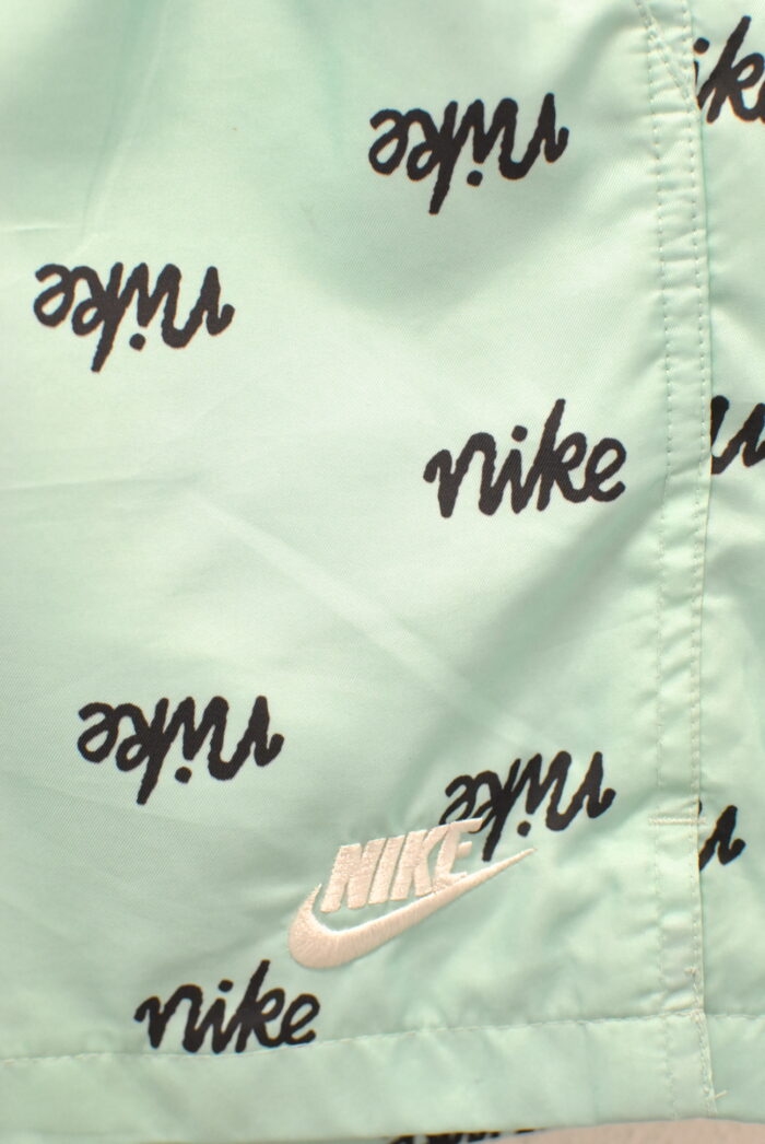 Nike pantalon scurt de barbati marimea S - imagine 2