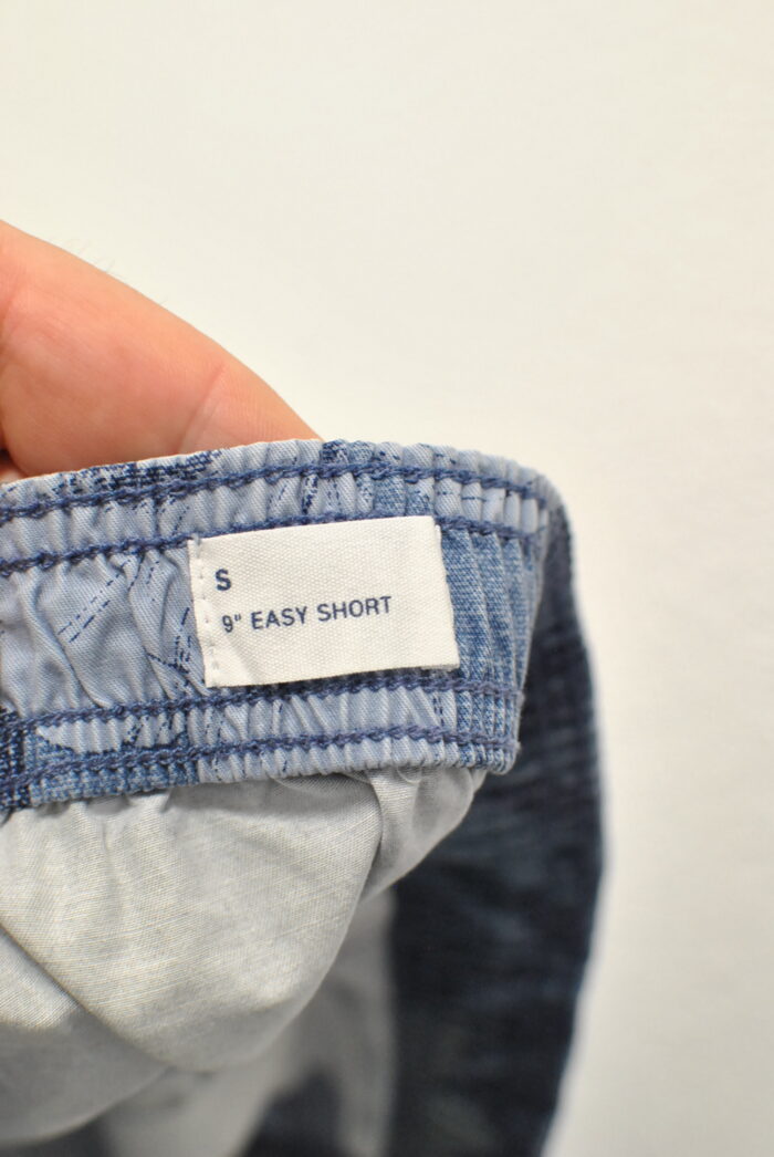Gap pantalon scurt de barbati marimea S - imagine 8