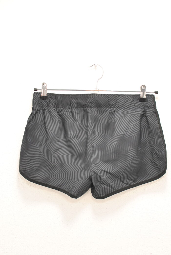 Adidas pantalon scurt de femei marimea M - imagine 5