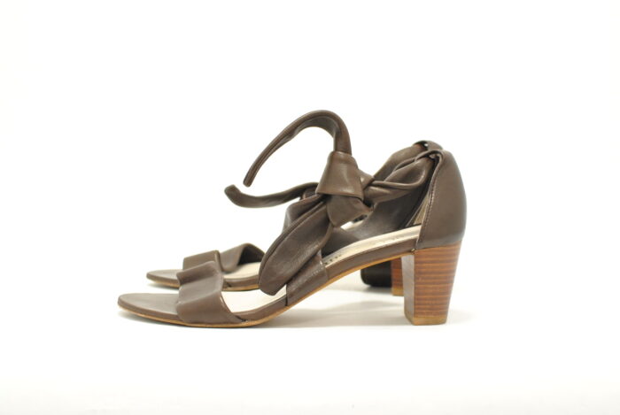 Accessoire Diffusion sandale de piele marimea 38 - imagine 3