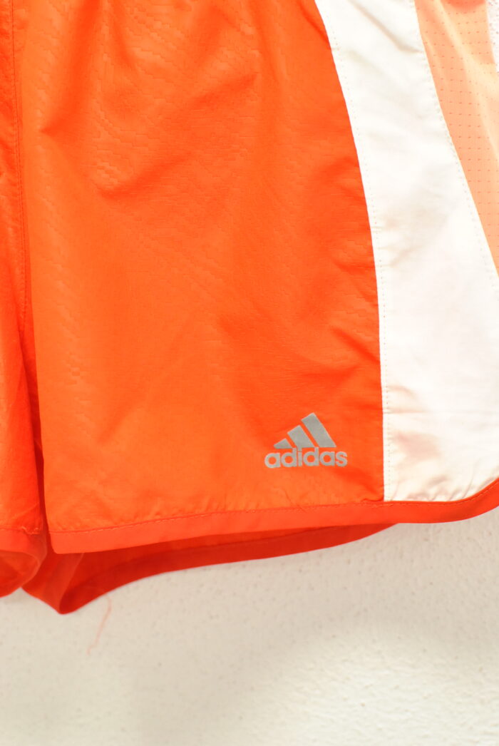 Adidas pantalon scurt sport de femei marimea S - imagine 2