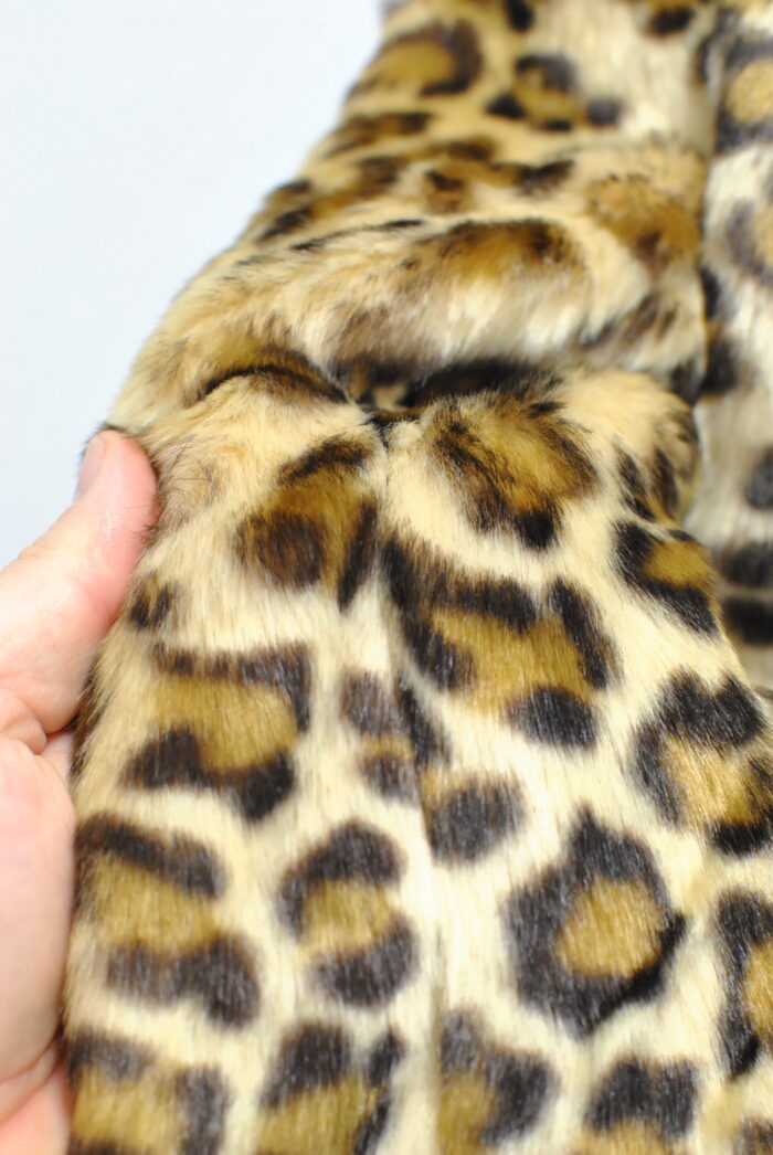 Pompoos haina blana (faux fur) animal prit , pentru  femei marimea M/L - imagine 6