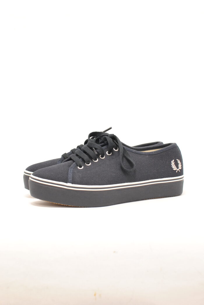 Fred Perry adidasi cu platforma marimea 40 - imagine 5