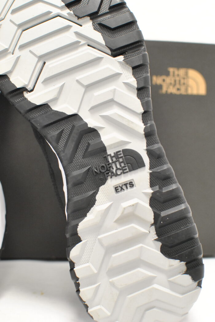 The North Face adidasi marimea 44  sau 28.5 cm - imagine 9