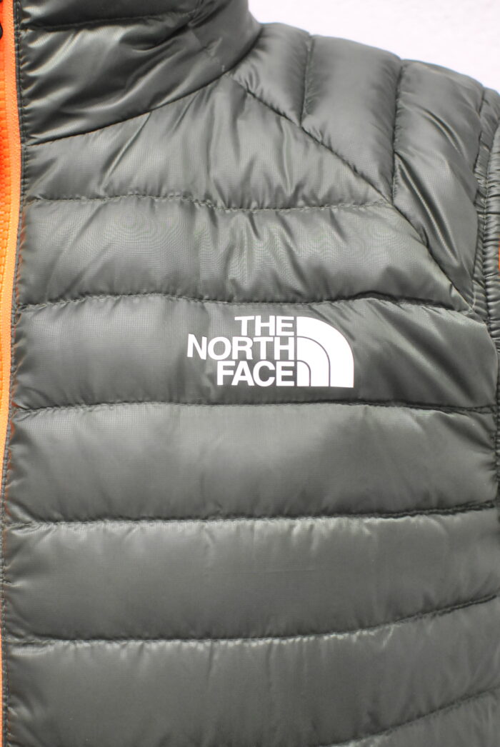 The North Face Bettaforca vesta  de puf (800) pentru barbati diverse marimi - imagine 2