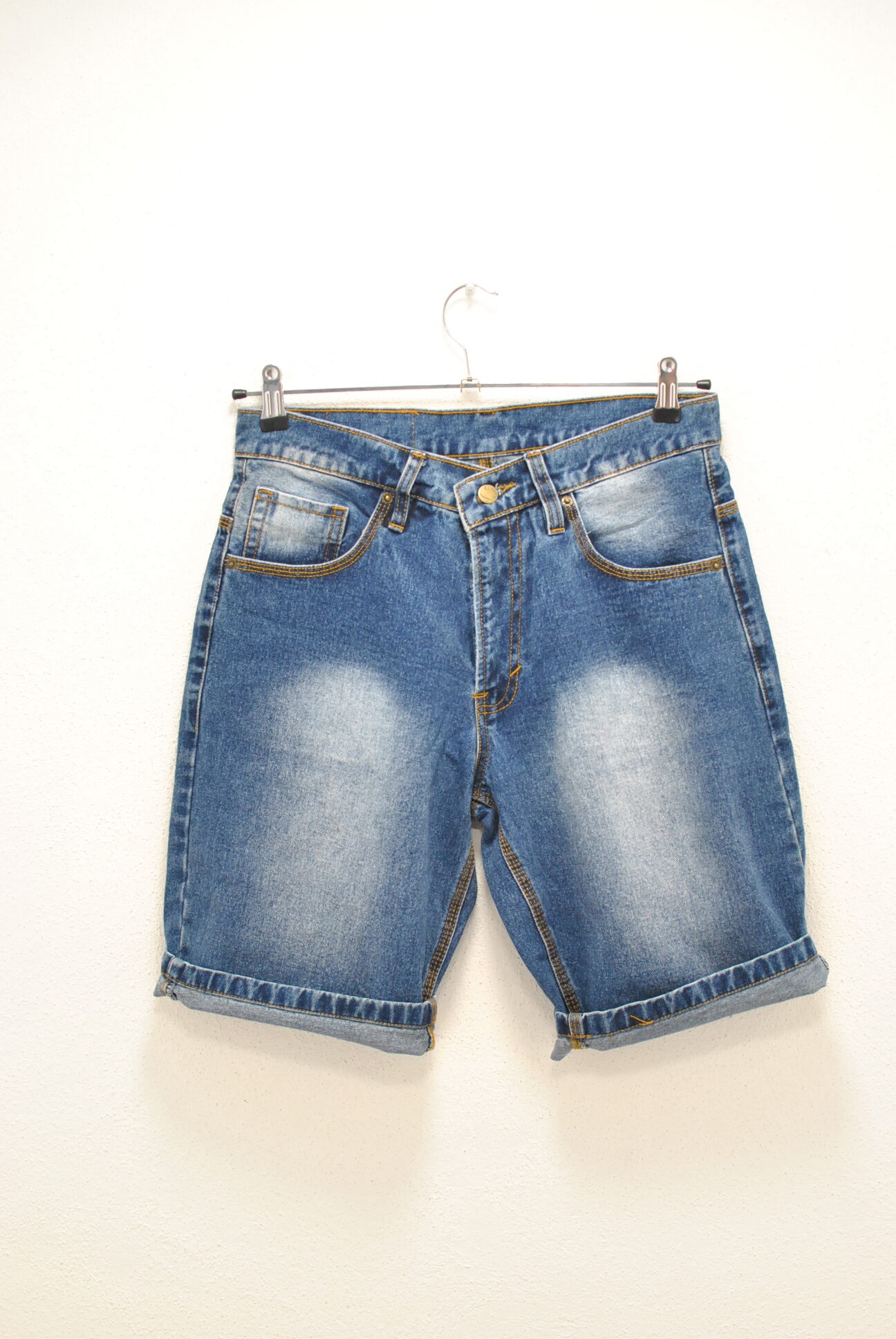 DSC_0161 Quiksilver bermude de blugi pentru barbati marimea 31 sau M - imagine 1