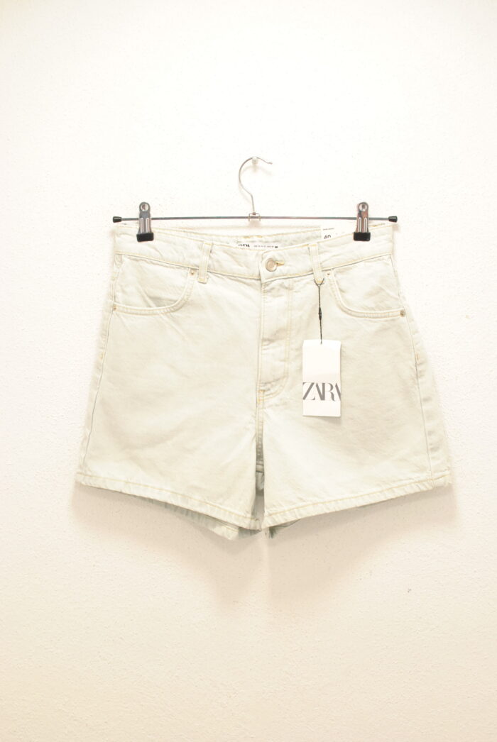 Zara pantalon scurt de blugi pentru femei marimea 40 sau S/M - imagine 1