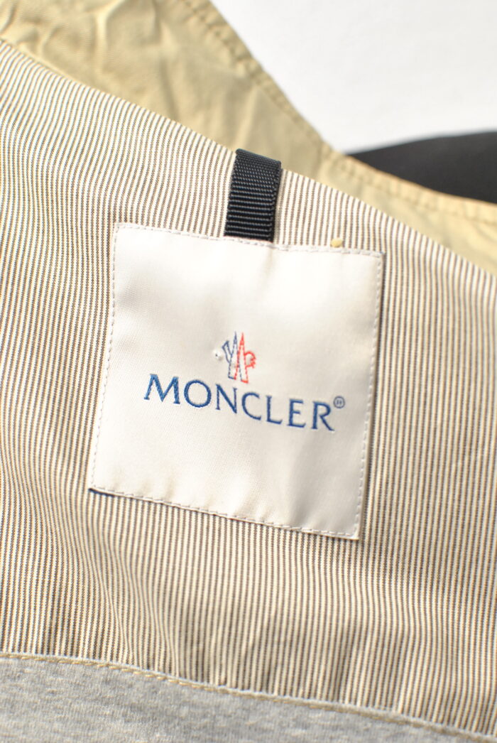 Moncler Gillet vesta de barbati marimea M/L - imagine 9