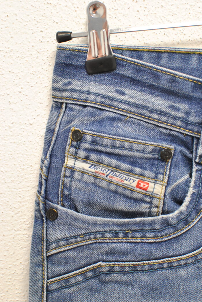 Diesel blug vintage de barbati marimea 32 - imagine 2