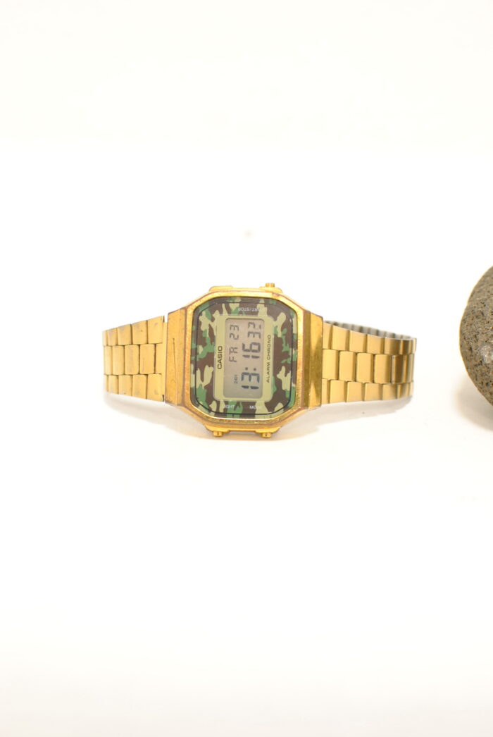 Casio ceas cronograf cu bratara metalica aurie , model unisex - imagine 1