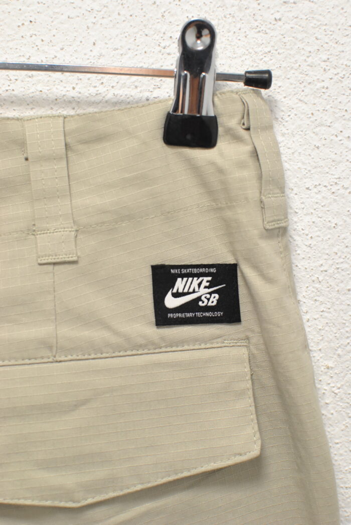 Nike SB Skateboarding , Cargo pantalon de barbati marimea 30/M - imagine 2