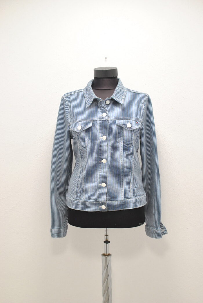 Tommy Hilfiger geaca de blugi elastica marimea 40 sau S/M - imagine 1