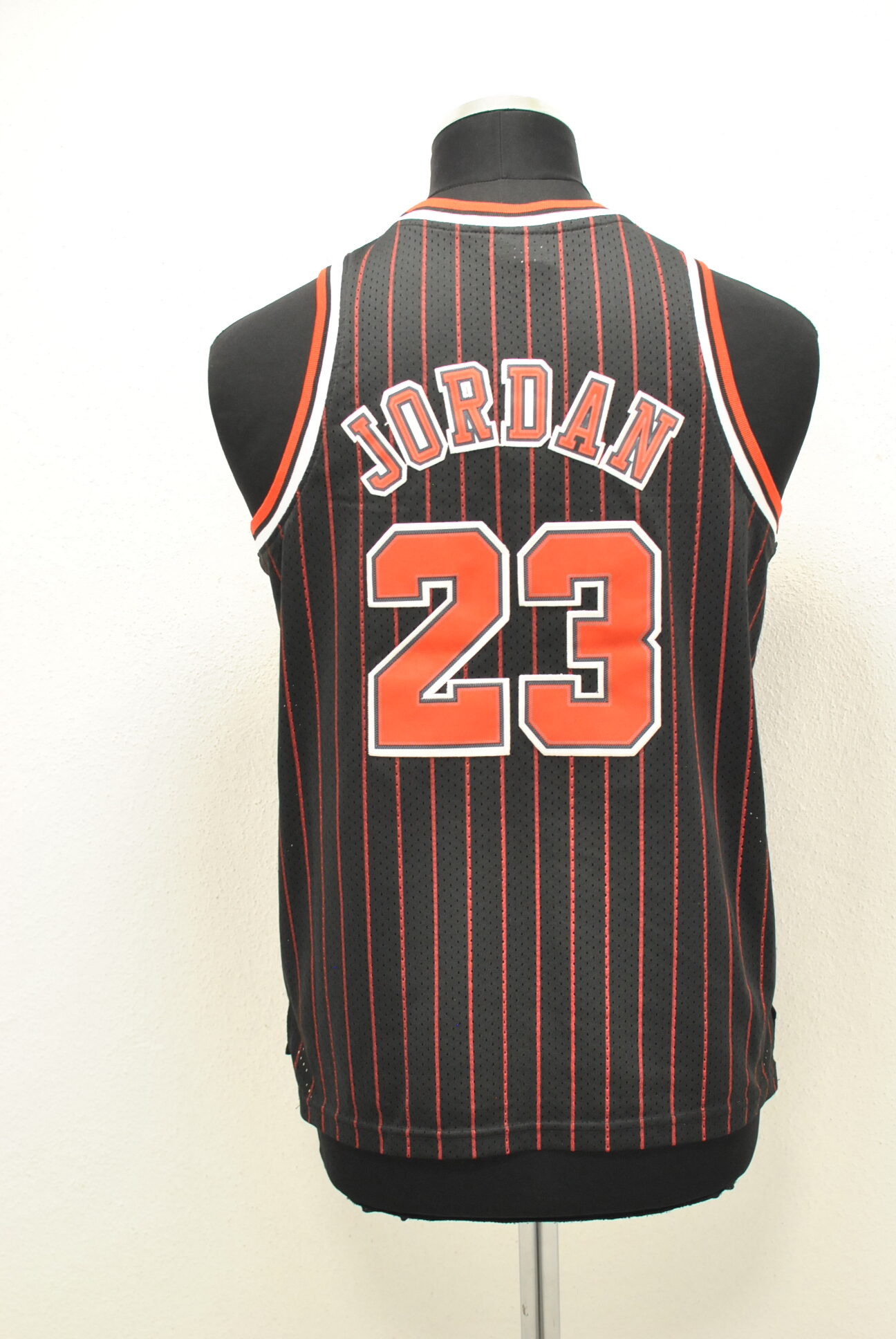 DSC_0448 Nike-Jordan 23 Bulls tricou/maieu pentru barbati marimea L - imagine 1