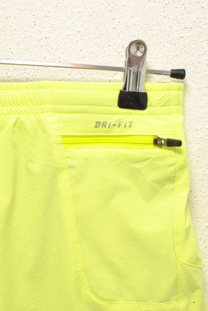 Nike pantalon scurt sport de barbati marimea XL - imagine 3