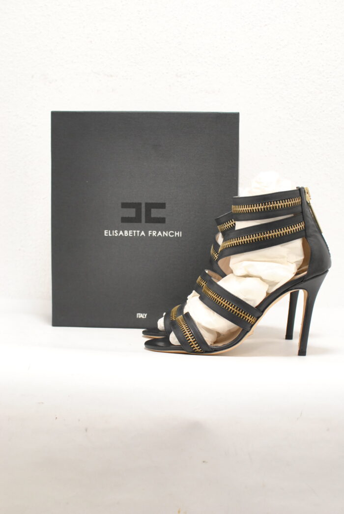 Elisabetta Franchi sandale elegante de piele marimea 37 sau 23.5 cm - imagine 1