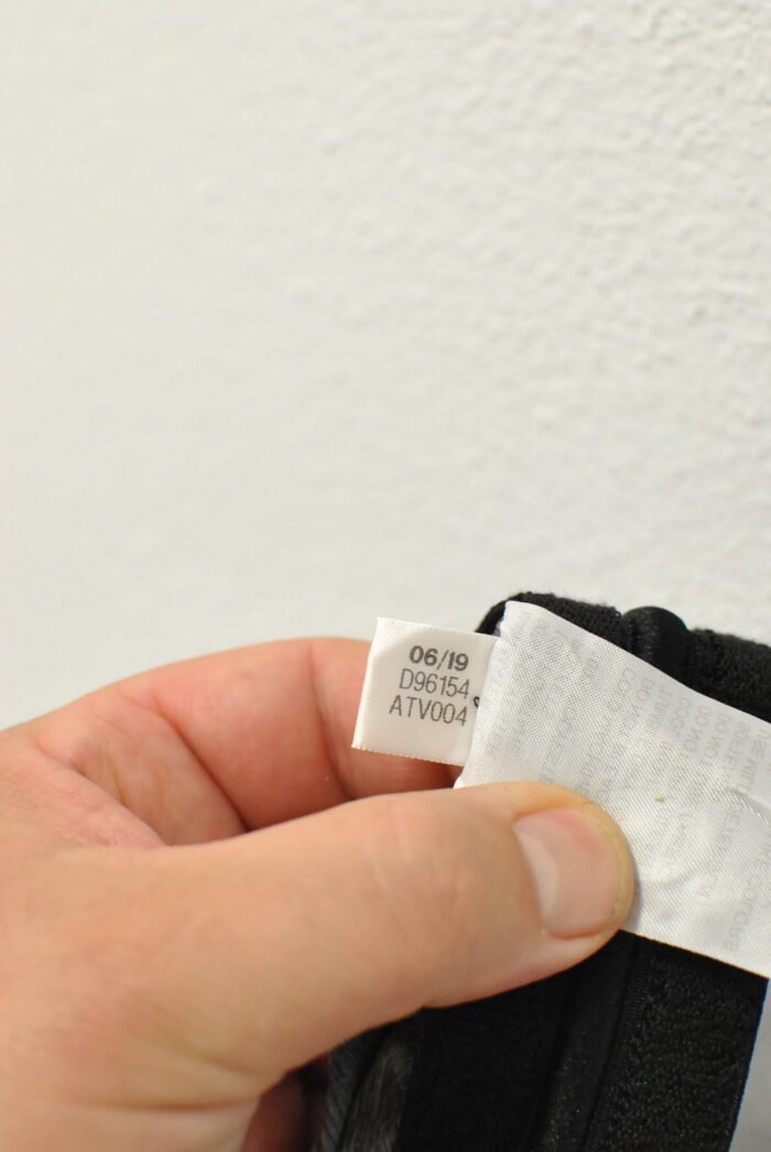 Adidas pantalon scurt sport de barbati marimea XXL - imagine 6