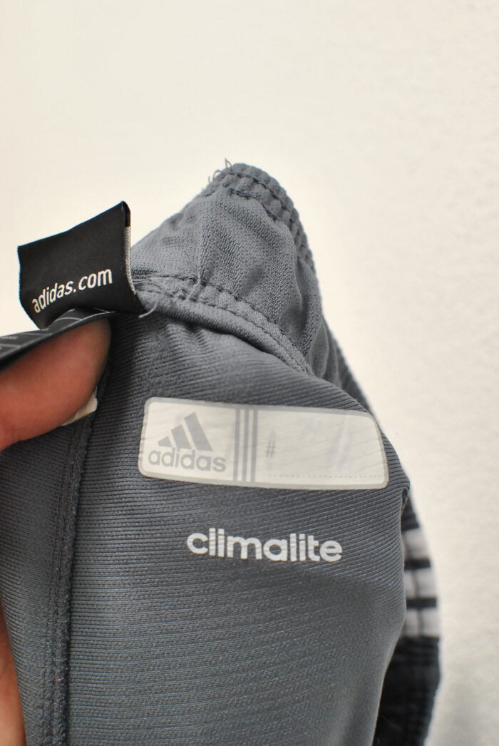 Adidas pantalon scurt sport de barbati marimea S - imagine 6