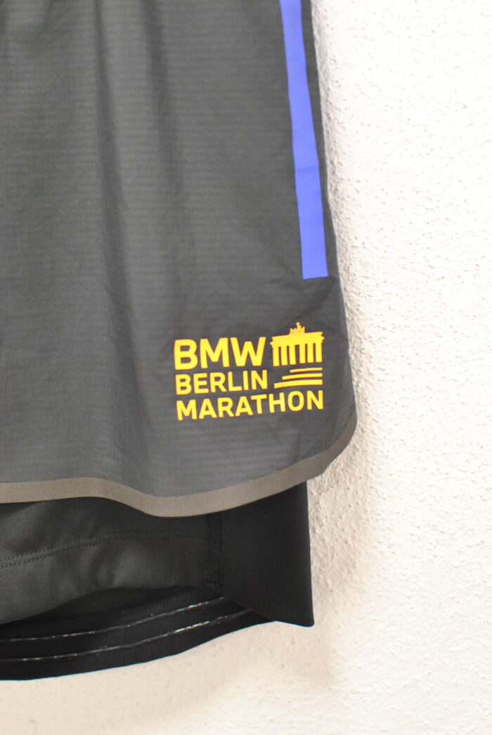 Adidas pantalon scurt de alergat pentru femei marimea M - imagine 3