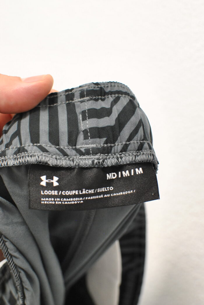 Under Armour pantalon scurt sport de barbati marimea M - imagine 4