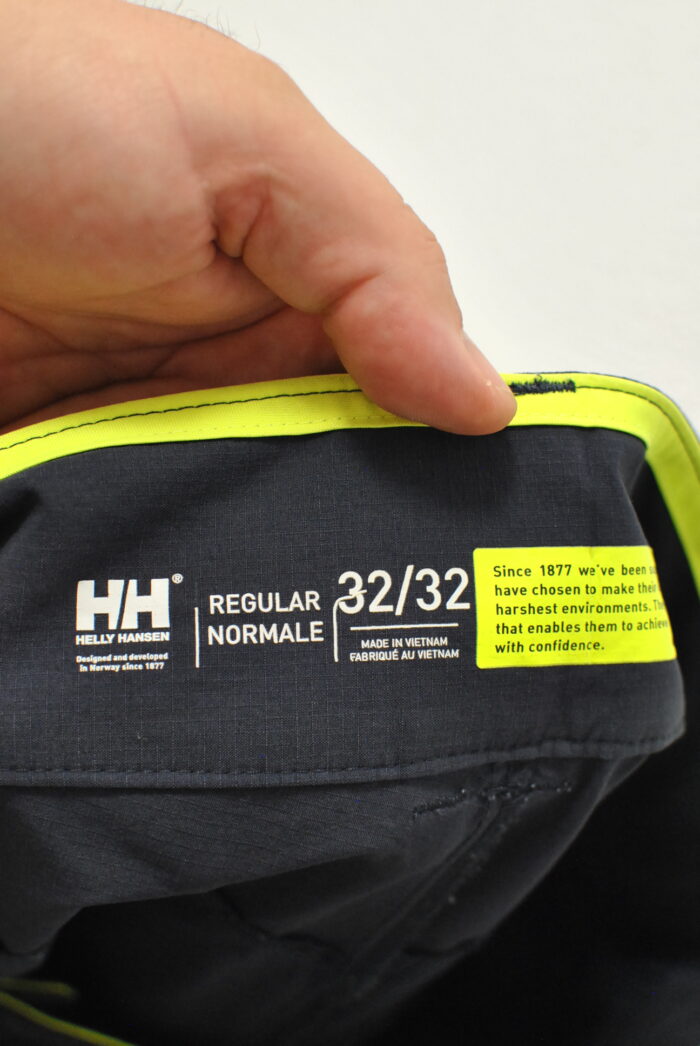 Helly Hansen pantalon scurt outdor , de soft shell elastic , marimea 32 sau M - imagine 2