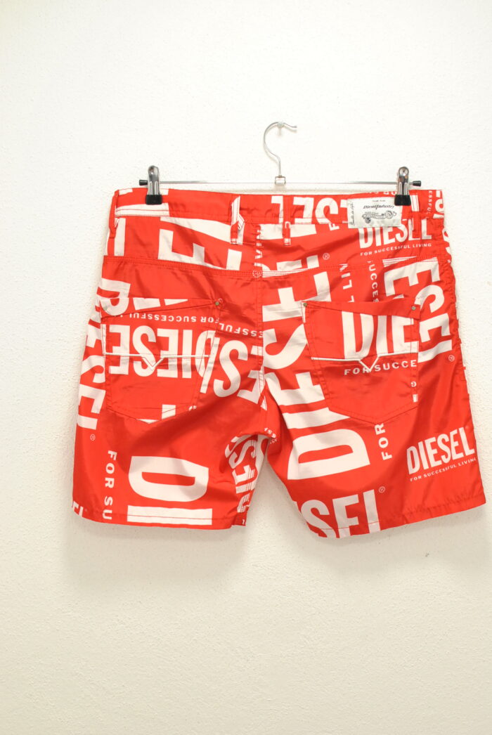 Diesel pantalon scurt de barbati marimea 34 - imagine 4
