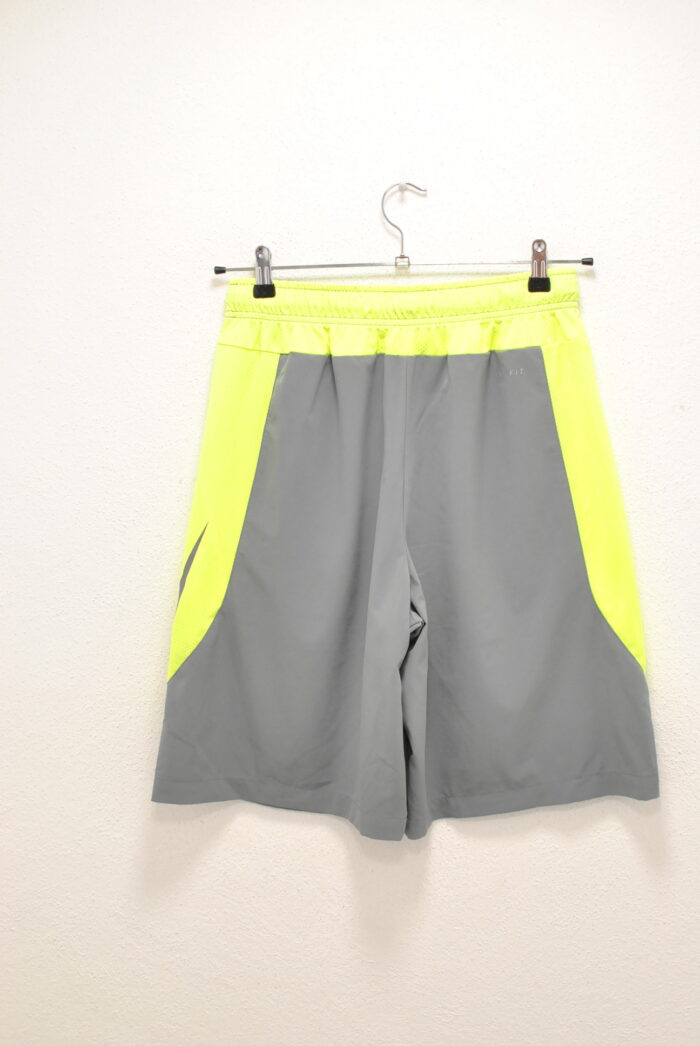 Nike pantalon scurt sport de barbati marimea M - imagine 3