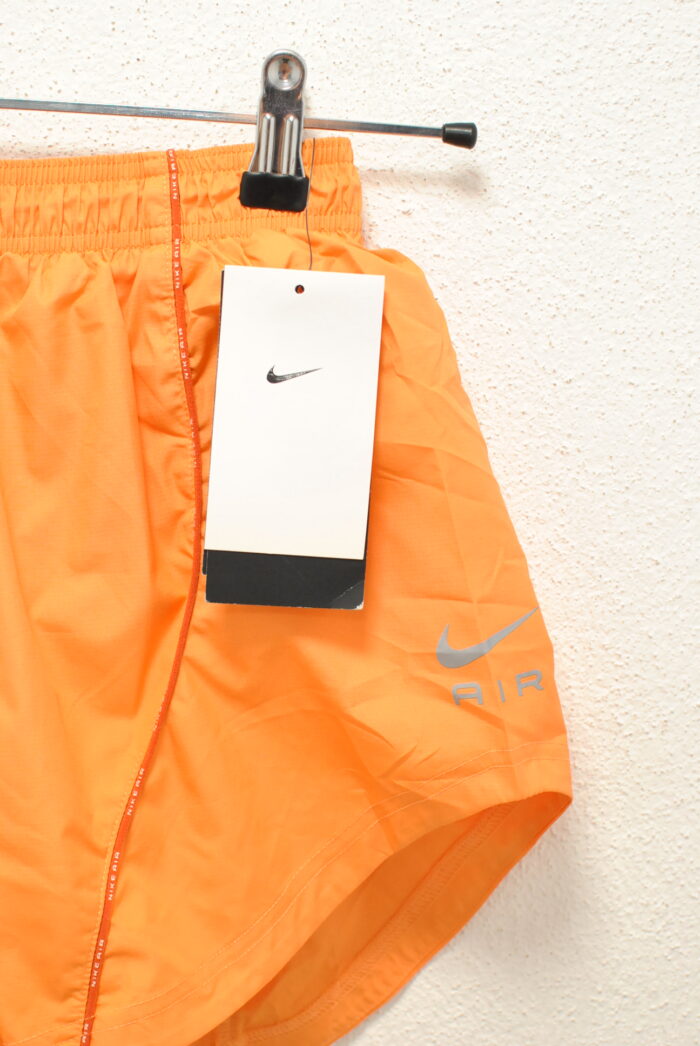 Nike Air pantalon scurt sport de femei marimea S - imagine 2
