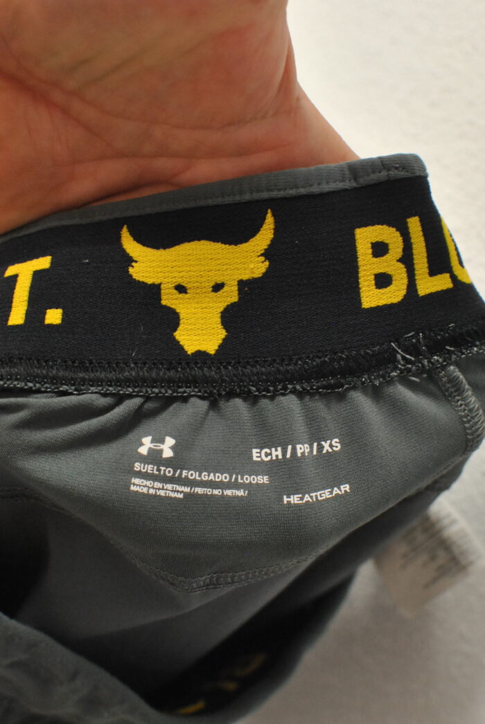 Under Armour pantalon scurt sport de barbati marimea XS - imagine 2