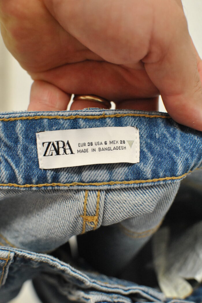 Zara pantalon scurt de blugi pentru femei marimea 38 sau M - imagine 4