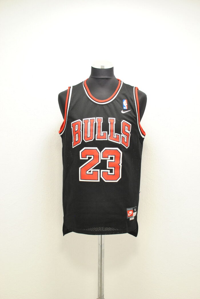 Nike Bulls - Jordan tricou sport de baschet , marimea S - imagine 1
