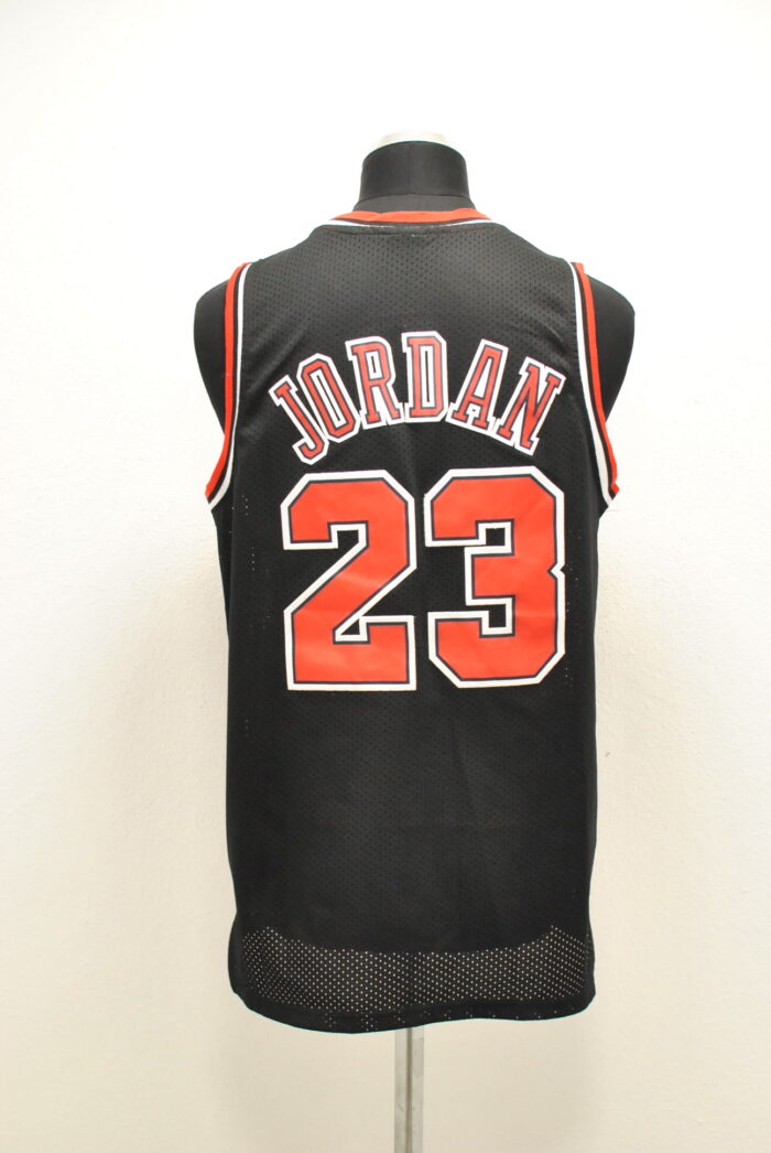 Nike Bulls - Jordan tricou sport de baschet , marimea S - imagine 2