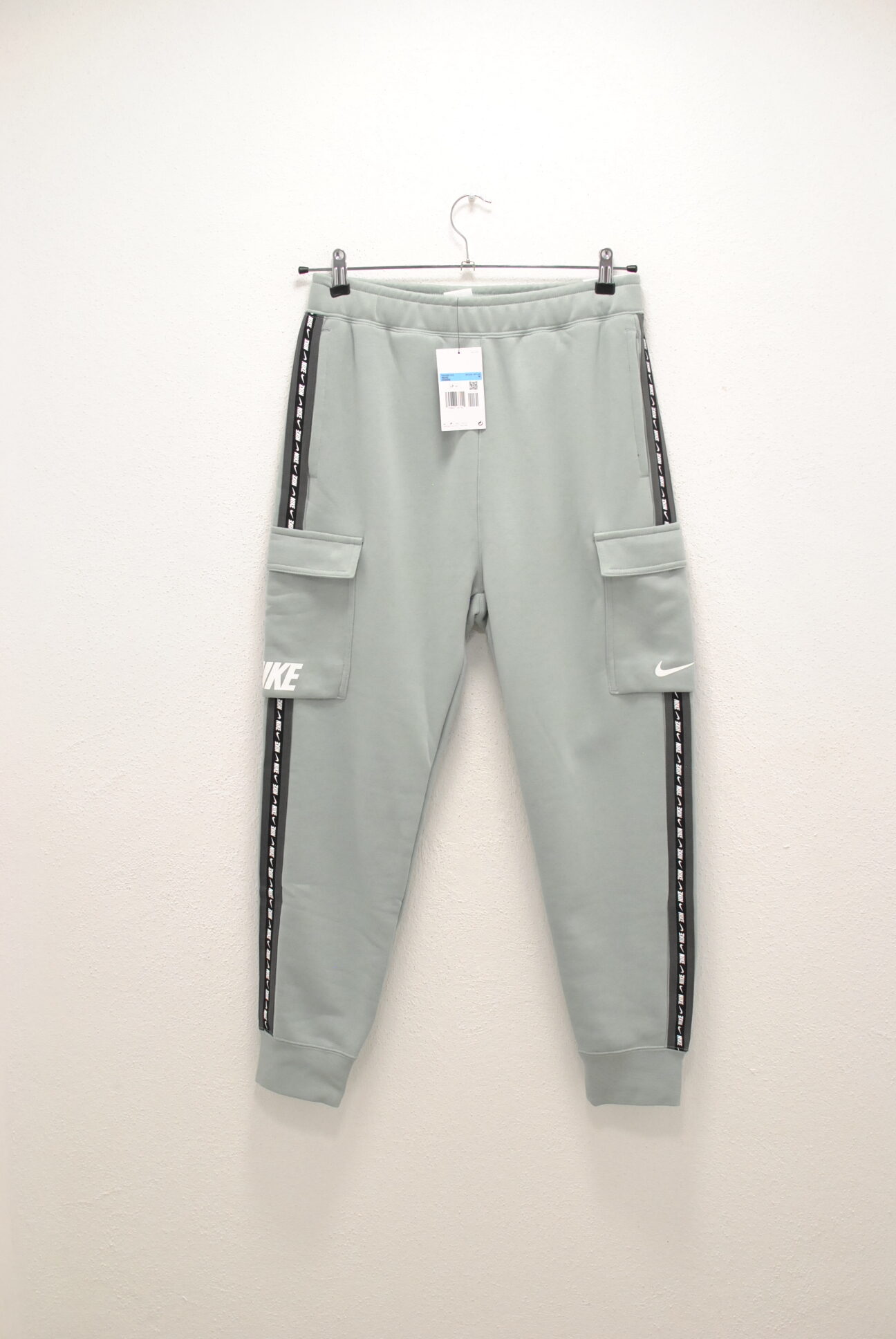 DSC_0002 Nike pantalon sport , model cargo , de barbati marimea M - imagine 1