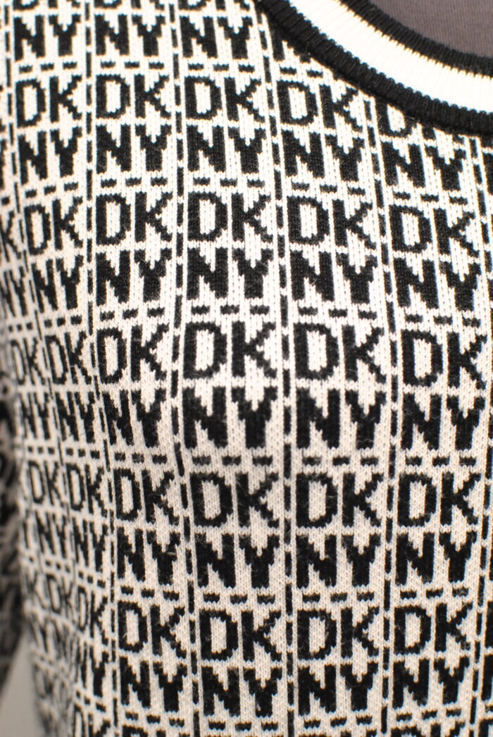 DKNY rochie tricotata , cu logo , material mai gros de toamna/iarna marimea L/XL - imagine 2