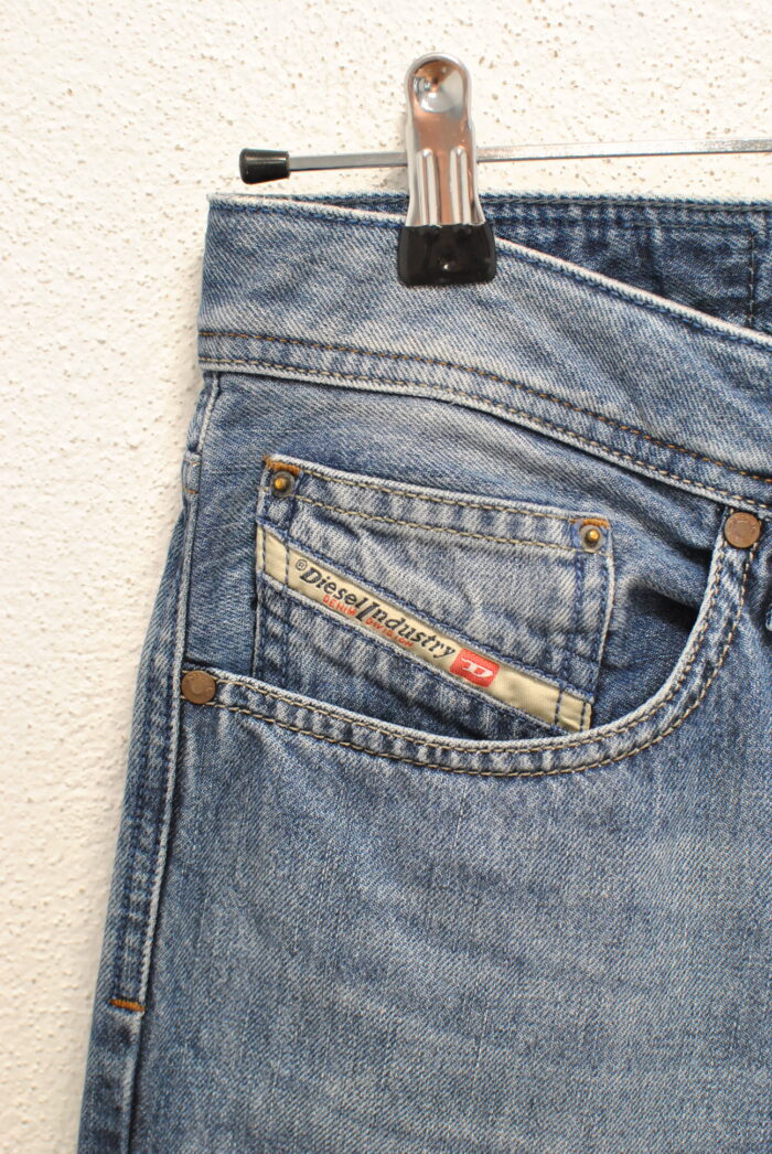 Diesel Larkee blugi de barbati marimea 32 cu 32 - imagine 2