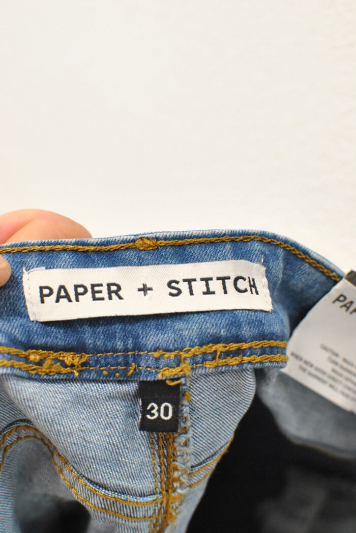 Paper + Stitch pantalon scurt de blugi elastici de femei marimea 30 sau M - imagine 4