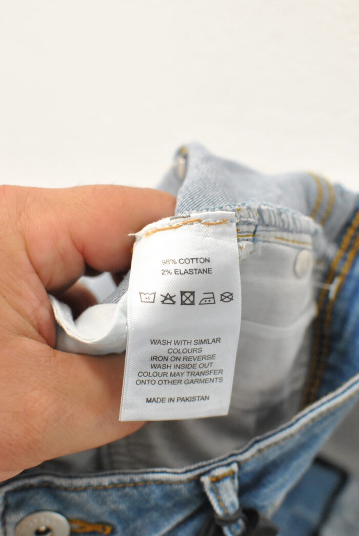 Paper + Stitch pantalon scurt de blugi elastici de femei marimea 30 sau M - imagine 5