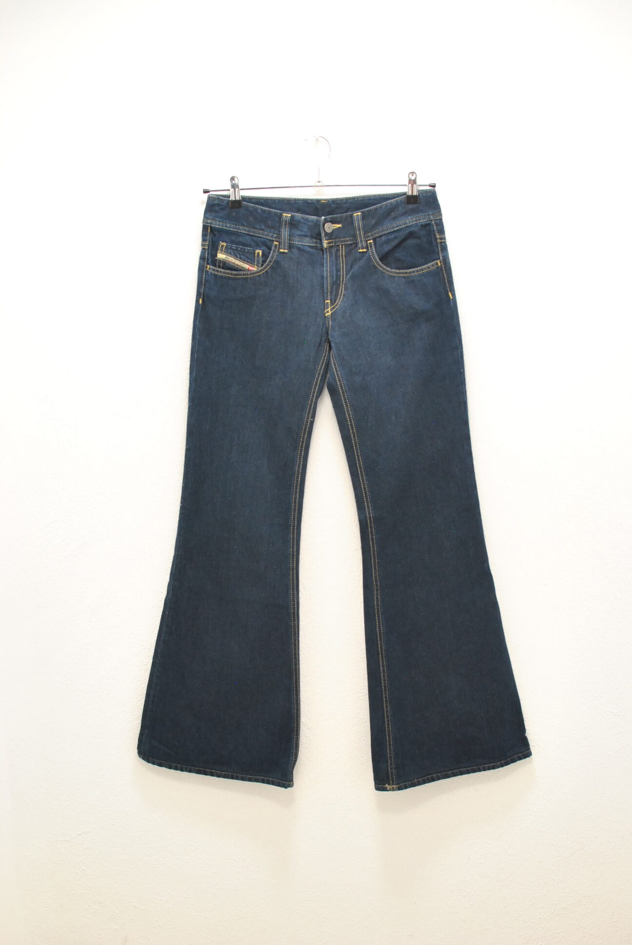 DSC_0228 Diesel blugi evazati de femei marimea 27 - imagine 1