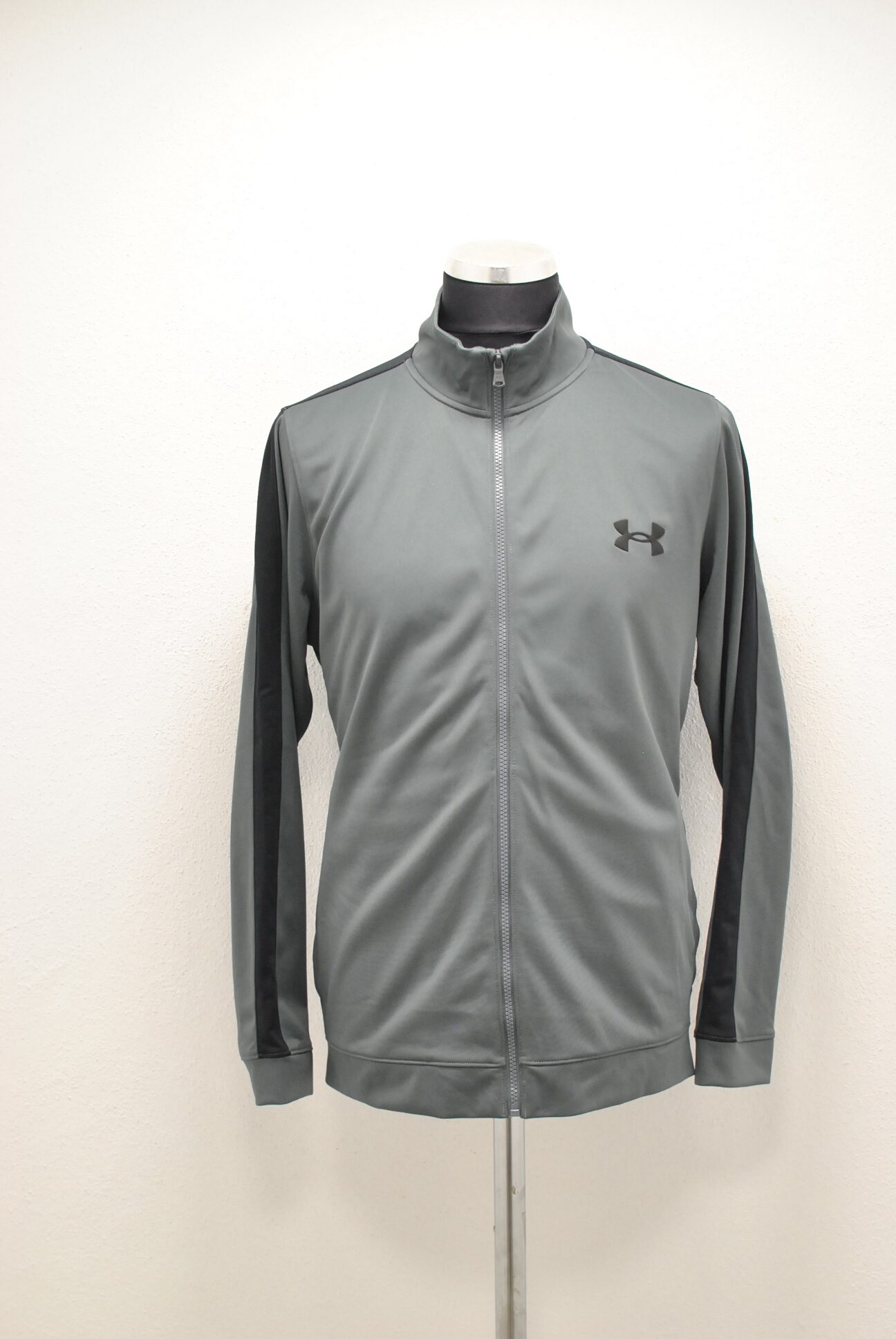 DSC_0726 Under Armour bluza sport de barbati marimea L - imagine 1